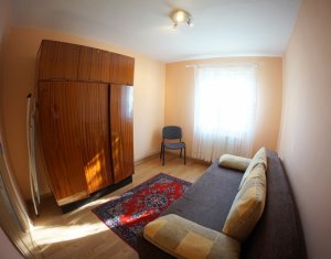 Inchiriere apartament 3 camere, in Gheorgheni, zona Politia Rutiera