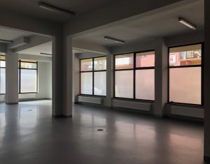 Commercial space for rent in Cluj-napoca, zone Intre Lacuri