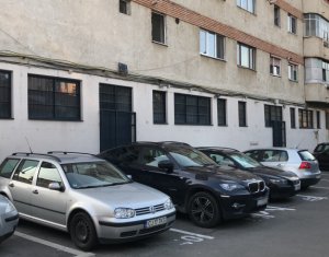Espace Commercial à louer dans Cluj-napoca, zone Intre Lacuri