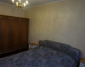 Apartament de inchiriat cu 3 camere, 91 mp, strada Titulescu, ocupabil imediat