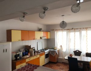 House 6 rooms for rent in Gilau