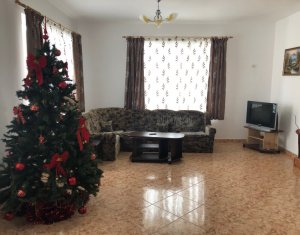 House 6 rooms for rent in Gilau