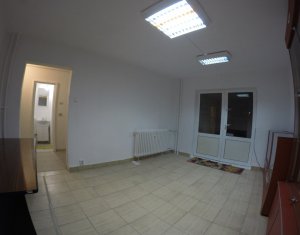 Bureau à louer dans Cluj-napoca, zone Manastur