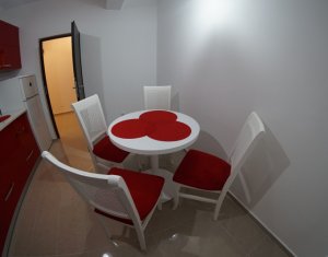 Apartament de 2 camere, semidecomandat, lux, confort sporit, Centru