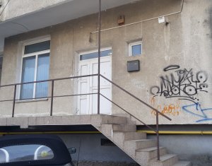 Espace Commercial à louer dans Cluj-napoca, zone Plopilor