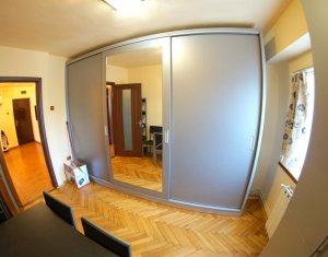 Inchiriere apartament 4 camere, ideal protocol, confort sporit zona FSEGA 