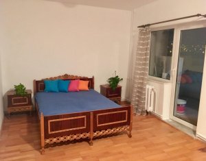 Apartament 3 camere, decomandat, 100 mp, in Gheorgheni, strada Titulescu