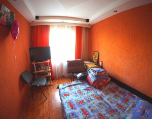 Appartement 4 chambres à louer dans Cluj-napoca, zone Manastur