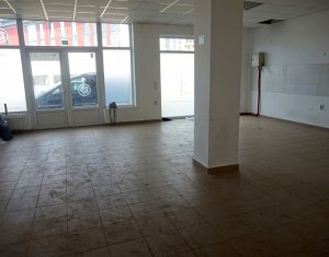 Commercial space for rent in Floresti