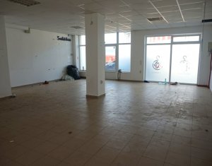 Commercial space for rent in Floresti