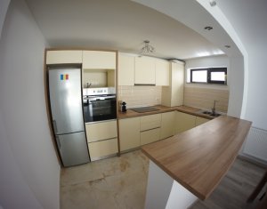 Inchiriere Apartament cu 3 camere, acces privat, 80 mp, zona Hasdeu - Platinia