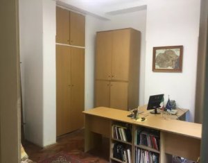 Bureau à louer dans Cluj-napoca, zone Centru