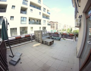 Inchiriere apartament 3 camere, cartier Plopilor, zona Nobori, terasa 37 mp
