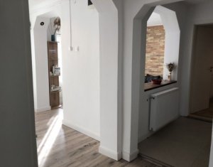 Appartement 4 chambres à louer dans Cluj-napoca, zone Zorilor