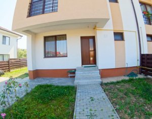 Casa in duplex, 4 camere, curte, pet friendly, parcare, zona Campului, 100mp