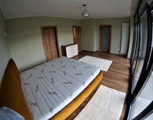 Maison 4 chambres à louer dans Cluj-napoca, zone Gruia