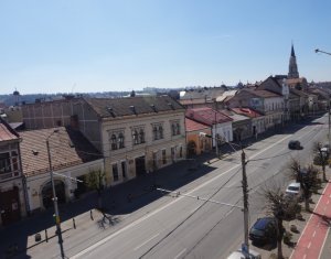 Appartement 3 chambres à louer dans Cluj-napoca, zone Centru