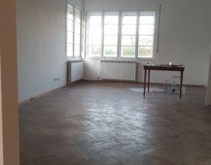 Bureau à louer dans Cluj-napoca, zone Andrei Muresanu