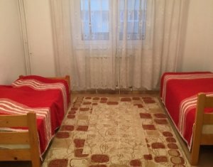 Apartment 4 rooms for rent in Cluj-napoca, zone Manastur