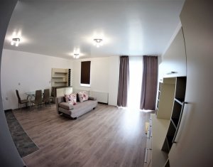 Apartament 3 camere, zona strazii Bucuresti!