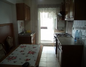 Appartement 3 chambres à louer dans Cluj-napoca, zone Manastur