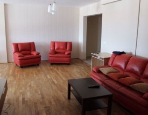 Inchiriere apartament modern cu 4 camere, zona Calea Turzii