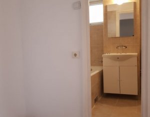 Apartament 4 camere decomandate, nemobilat, 77mp, Manastur, zona BIG