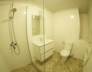 Appartement 4 chambres à louer dans Cluj-napoca, zone Centru