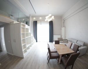 Inchiriere Apartament deosebit, 4 camere, zona centrla a orasului