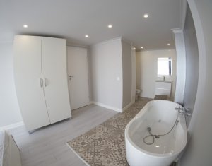 Appartement 4 chambres à louer dans Cluj-napoca, zone Centru