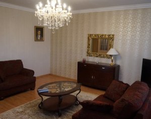 House 9 rooms for rent in Cluj-napoca, zone Gruia