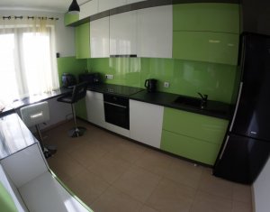 Ház 5 szobák kiadó on Cluj-napoca, Zóna Intre Lacuri