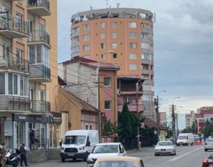 Spatiu comercial 160mp strada principala Marasti zona Farmec 