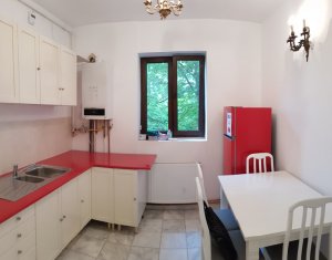 Apartament  2 camere in imobil tip vila, Andrei Muresanu
