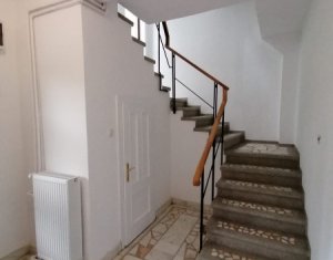 Casa renovata 2019  de inchiriat, 487 mp, Grigorescu