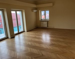 House 7 rooms for rent in Cluj-napoca, zone Grigorescu