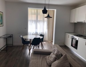 Appartement 2 chambres à louer dans Cluj-napoca, zone Zorilor