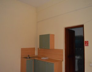 Inchiriere casa individuala, 604 mp, centru, zona str Sextil Puscariu