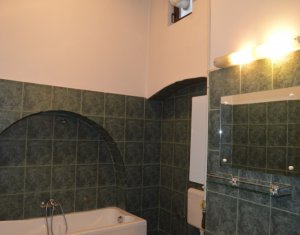 House 8 rooms for rent in Cluj-napoca, zone Centru