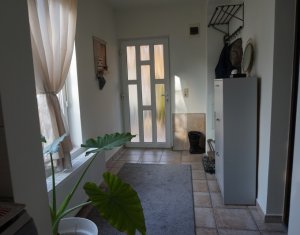 Casa 4 camere, 75 mp, zona Gheorgheni cu garaj si curte