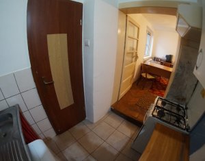 Casa cu 4 apartamente in Baciu, 110mp