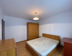 Inchiriere apartament 3 camere decomandate, 2 bai, Calea Floresti