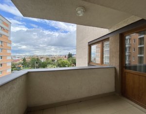 Inchiriere apartament 3 camere, garaj si boxa, zona Dorobantilor