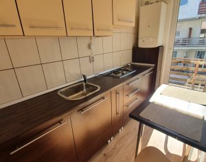 Apartament cu o camera, mobilat si utilat, strada Eroilor, Floresti