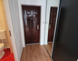 Apartament cu o camera, mobilat si utilat, strada Eroilor, Floresti