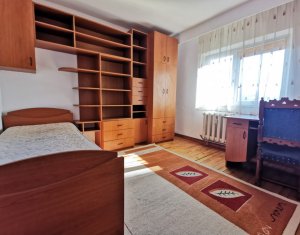 Apartment 3 rooms for rent in Cluj-napoca, zone Manastur