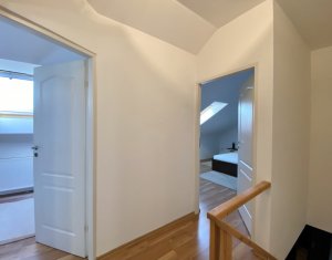 Inchiriere apartament de 3 camere, 2 bai, zona parcului Gheorgheni