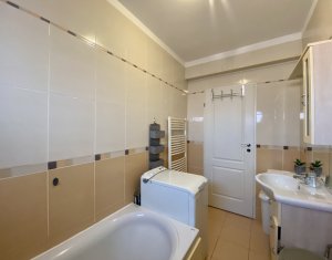 Inchiriere apartament de 3 camere, 2 bai, zona parcului Gheorgheni