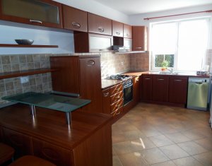 House 5 rooms for rent in Cluj-napoca, zone Andrei Muresanu