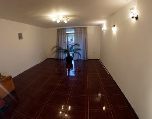 House 4 rooms for rent in Cluj-napoca, zone Someseni